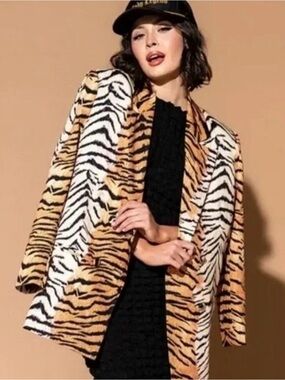 Make Me Wanna LaLa Boyfriend Blazer